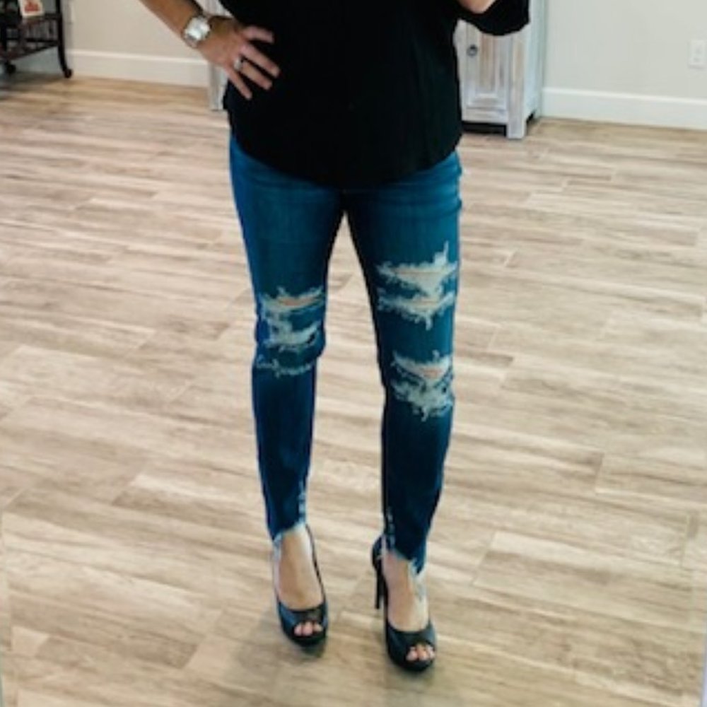 Judy Blue High Rise Destroyed Jeans